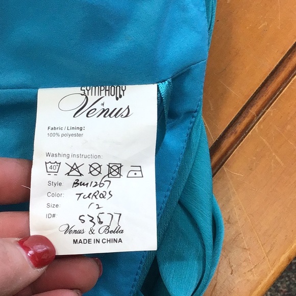 Symphony of Venus dress size 12 - Picture 7 of 7